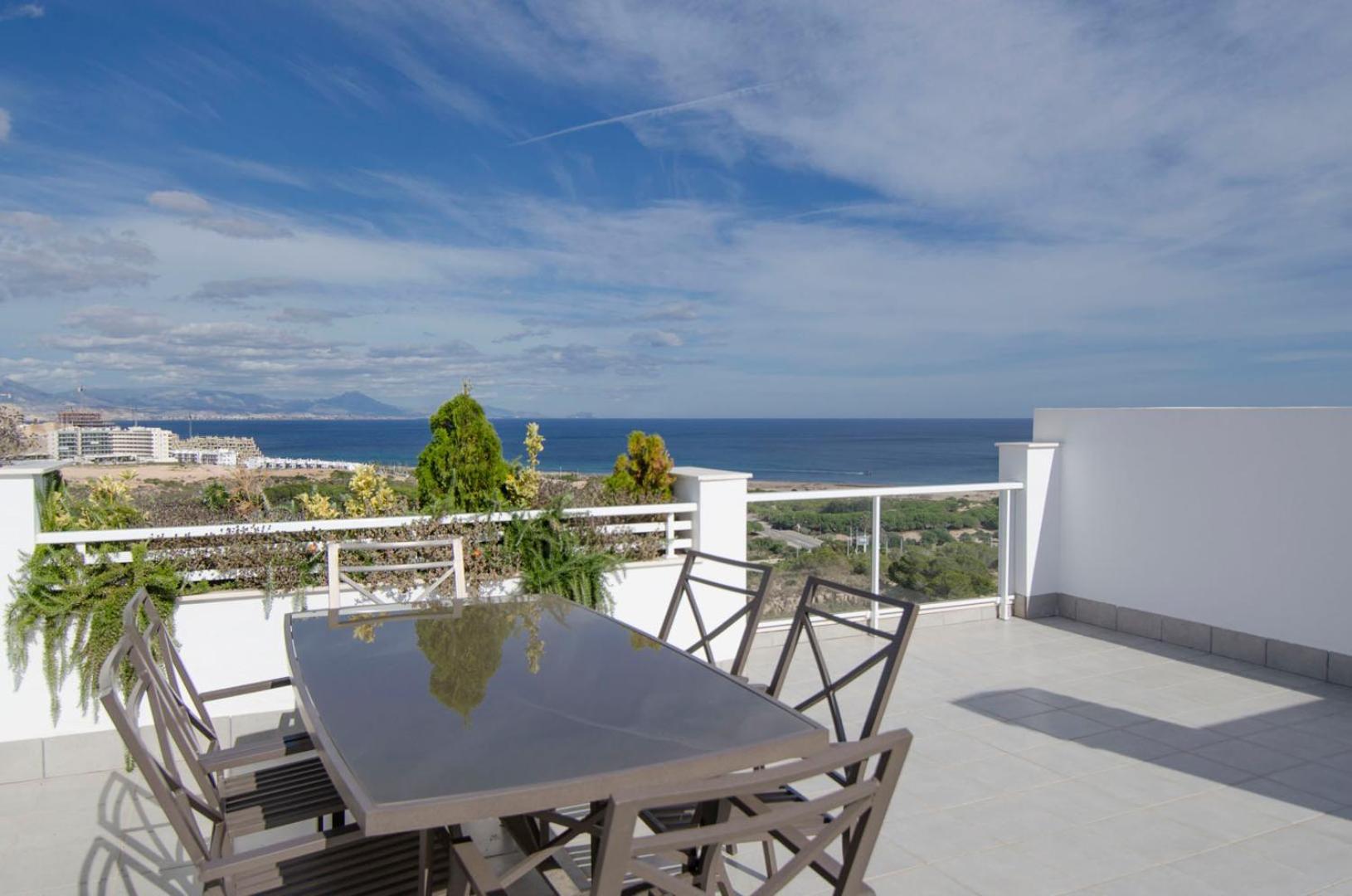 Novabeach By Mar Holidays Puerto Marino Esterno foto